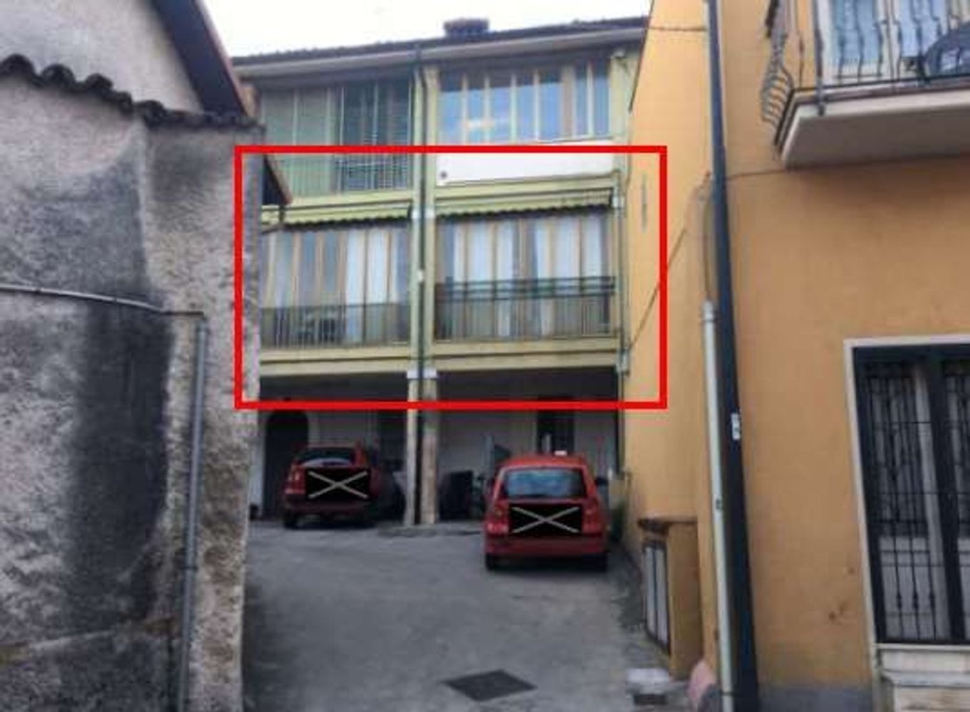 4 bedrooms Apartment in Brescia, Italy No. 396656