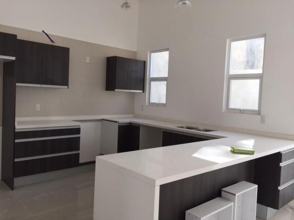 3 bedrooms House in Ciudad Lopez Mateos, Mexico No. 221628