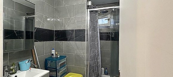 Apartamento de 2 dormitorios en Colombes, France No. 170019 11