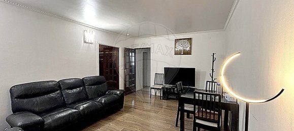 Apartamento de 2 dormitorios en Colombes, France No. 170019 6