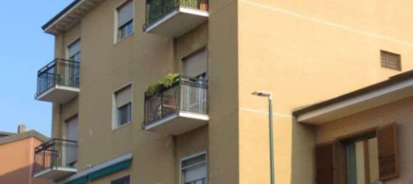 3غرفة شقة في Sesto San Giovanni, Italy رقم 8341 9