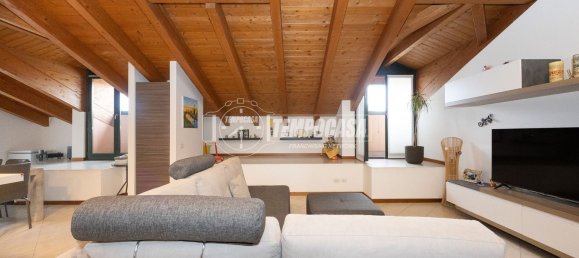 3غرفة شقة في Gessate, Italy رقم 339066 5