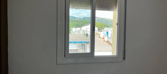 Dúplex de 3 dormitorios en Calella, Spain No. 186517 17