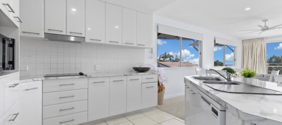 3 chambres Appartement à Pialba, Australia No. 819 7