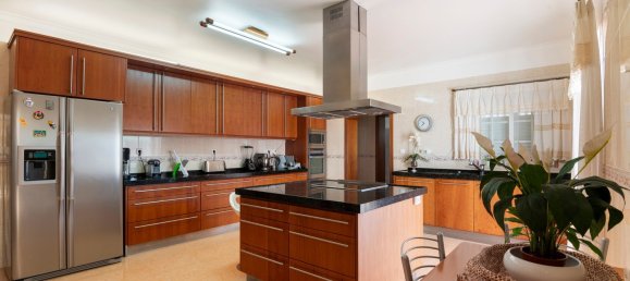 Дом с 4 спальнями в Синтра, Португалия № 40247 17