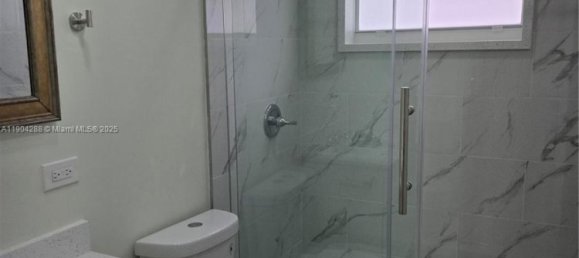 3 bedrooms Villa for sale in Miami, Miami-Dade, Florida, USA № 614266 8