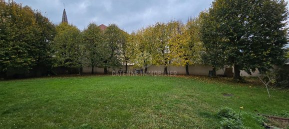 3 bedrooms Apartment in Crepy-en-Valois, France No. 224535 10