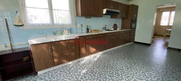 Casa T5 em Arcis-sur-Aube, France N.º 49495 2