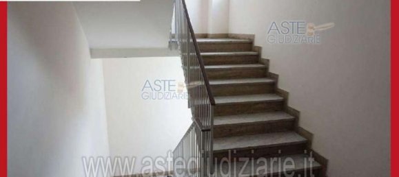 5 bedrooms Apartment in Rome, Italy No. 334107 17