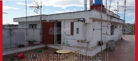 5 bedrooms Apartment in Rome, Italy No. 334107 10