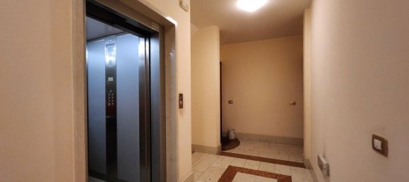 5-Zimmer Wohnung in Verona, Italy, Nr. 228410 5