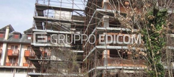 300m² Commercial property in Godiasco Salice Terme, Italy No. 329099 5