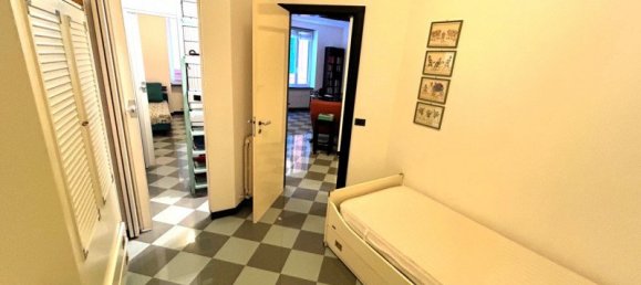 3 Schlafzimmer Wohnung in Camogli, Italy, Nr. 381968 4