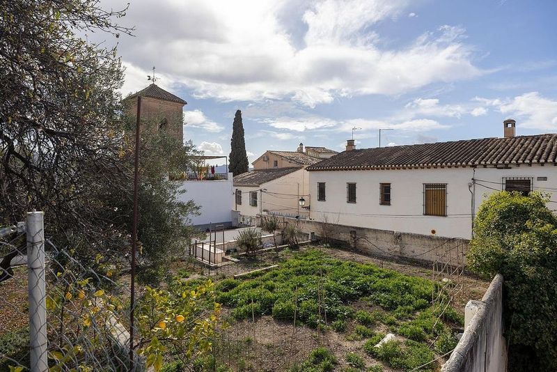 4 bedrooms House in Granada, Spain No. 233594