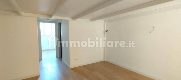 Apartamento T1 em Milan, Italy N.º 372646 6