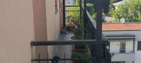 3 rooms Apartment in Limbiate, Italy No. 46283 5