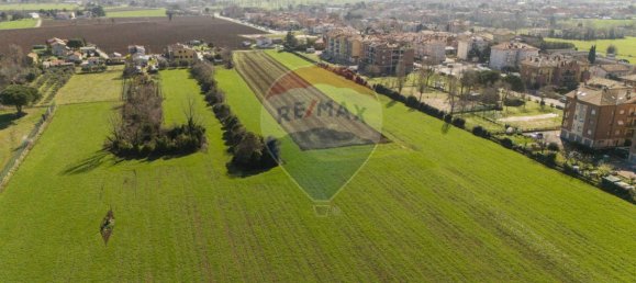 24000m² Land in Monte San Vito, Italy No. 11049 9