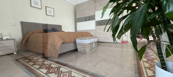 3 rooms Apartment in Barletta, Italy No. 21687 13