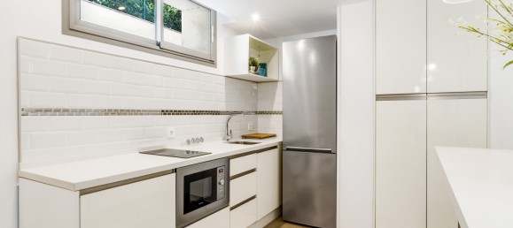 5 bedrooms Villa in Marbella, Spain No. 62671 24