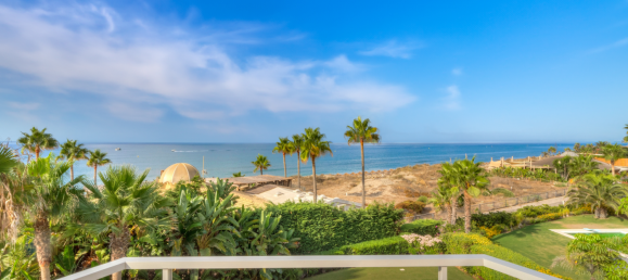 5 bedrooms Villa in Marbella, Spain No. 62671 16