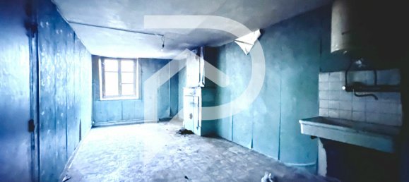 4 bedrooms Building in Luneville, France No. 82647 2