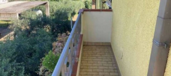 Квартира с 5 комнатами в Челлино Аттаназио, Италия № 236424 37