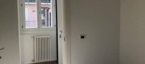 Квартира с 3 комнатами в Казорате Семпьоне, Италия № 176471 19