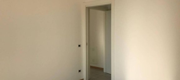 Квартира с 3 комнатами в Казорате Семпьоне, Италия № 176471 11