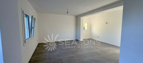 3 rooms Apartment in Ceggia, Italy No. 294842 2