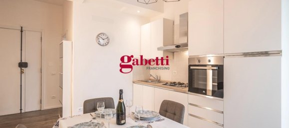 3 rooms Apartment in Rimini, Italy No. 66065 4