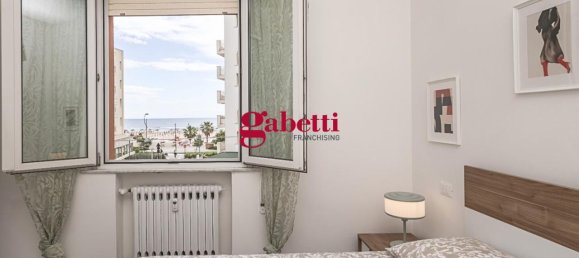 3 rooms Apartment in Rimini, Italy No. 66065 18