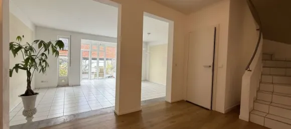 4 bedrooms Townhouse in Augsburg, Germany No. 219873 13