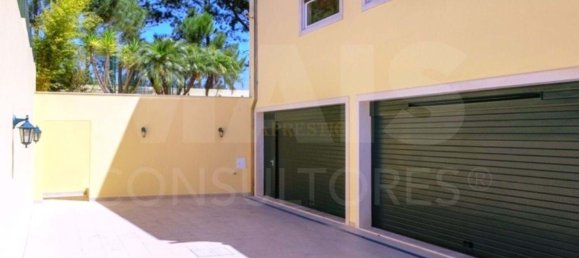 5 bedrooms House in Sesimbra, Portugal No. 16126 27