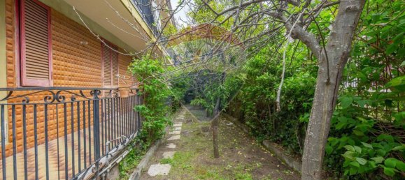 Villa de 3 dormitorios en Mascalucia, Italy No. 295023 31