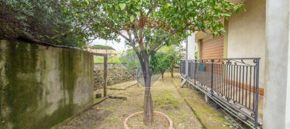 Villa de 3 dormitorios en Mascalucia, Italy No. 295023 3