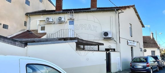 4 bedrooms Apartment in Moulins, France No. 193468 14