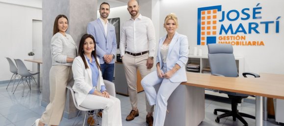 3 غرف نوم منزل في Corbera, Spain رقم 143854 36