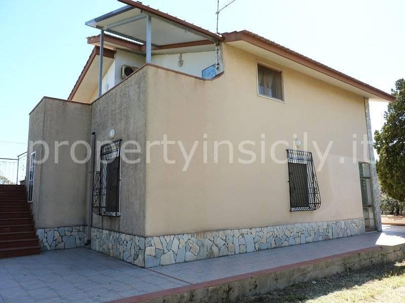 9 rooms Villa in Syracuse, Italy No. 246993