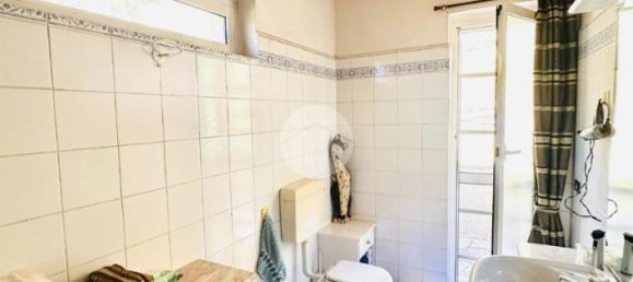 4-salle Maison à Castiglione Chiavarese, Italy No. 18130 13