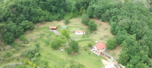 4-salle Maison à Castiglione Chiavarese, Italy No. 18130 6