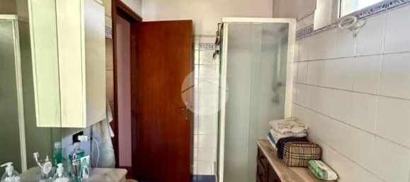 4-salle Maison à Castiglione Chiavarese, Italy No. 18130 14