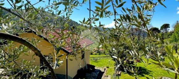 4-salle Maison à Castiglione Chiavarese, Italy No. 18130 28