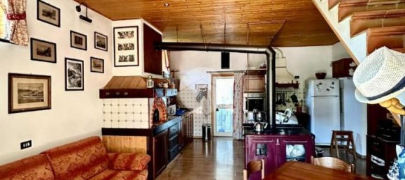 4-salle Maison à Castiglione Chiavarese, Italy No. 18130 7