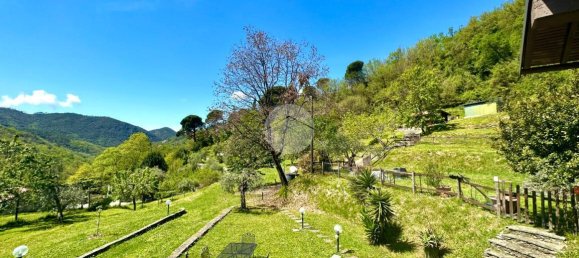 4-salle Maison à Castiglione Chiavarese, Italy No. 18130 2