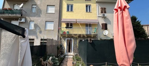 Casa de 6 dormitorios en Colognola ai Colli, Italy No. 321454 25