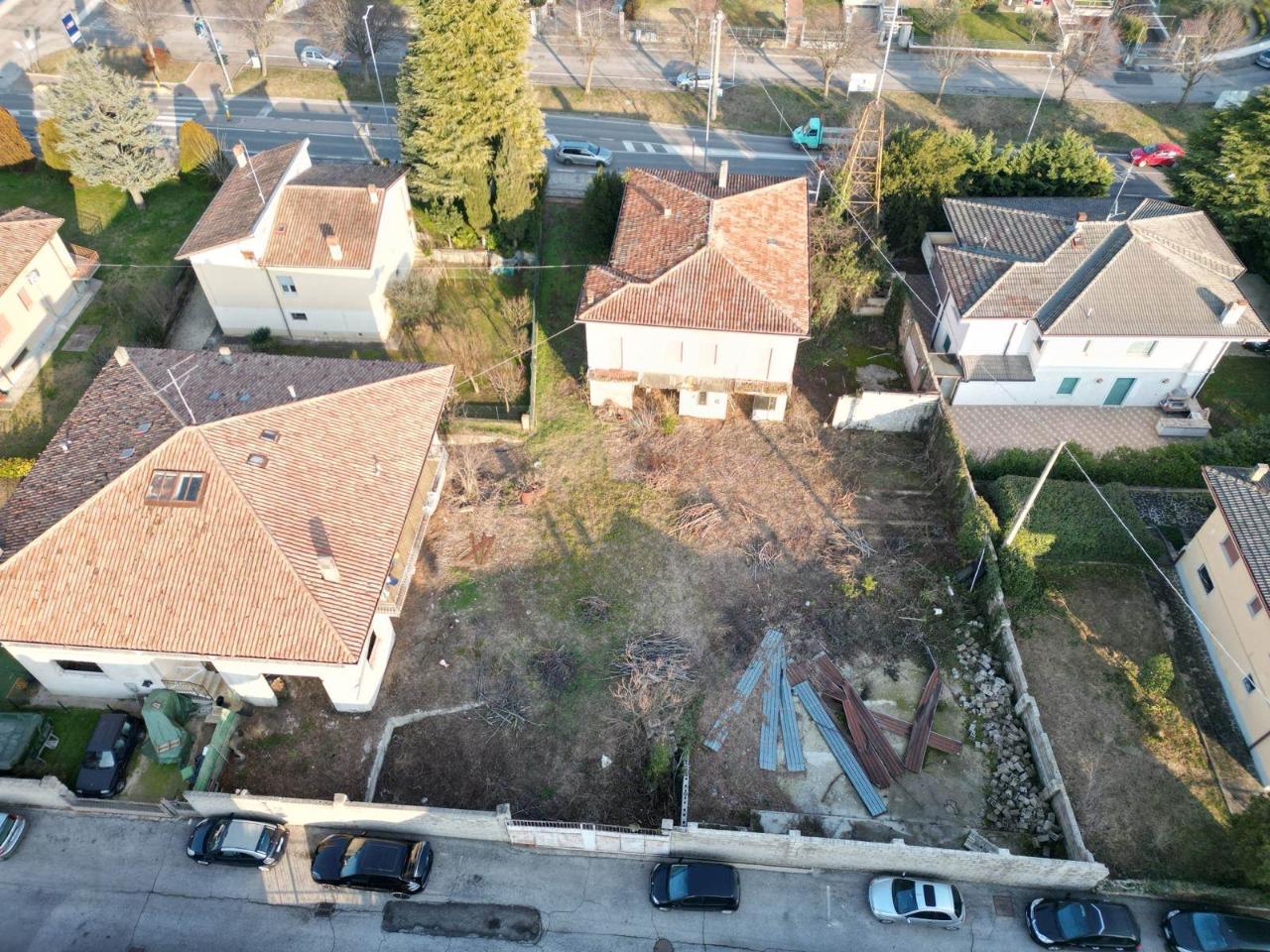 Casa de 22 divisões em Ponti sul Mincio, Italy N.º 108763