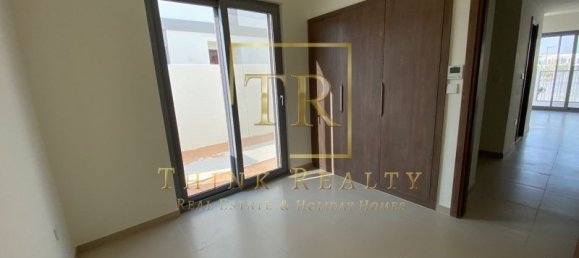 Таунхаус с 4 спальнями в Tilal Al Ghaf, ОАЭ № 13942 12