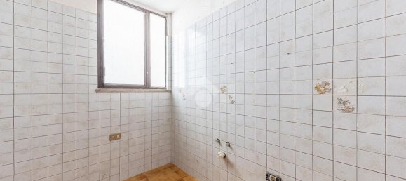 4-salle Appartement à Rome, Italy No. 280012 27