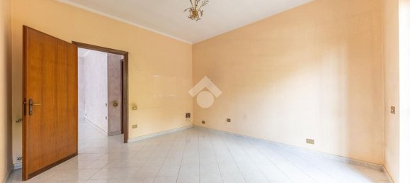 4-salle Appartement à Rome, Italy No. 280012 6