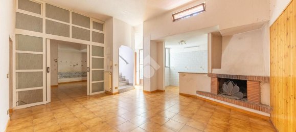 4-salle Appartement à Rome, Italy No. 280012 21